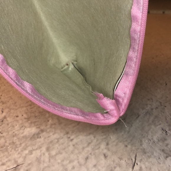 Avocado Heart Make Up Bag, NWOT - Picture 5 of 5